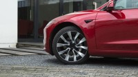 Tesla Model 3 Long Range All-Wheel Drive 