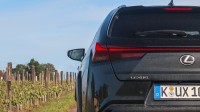 Lexus UX 300h F-Sport Design
