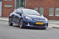 Opel Astra GTC OPC  