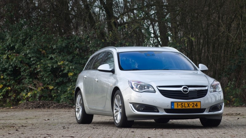 Foto's Opel Insignia Sports Tourer 2.0 CDTI Cosmo