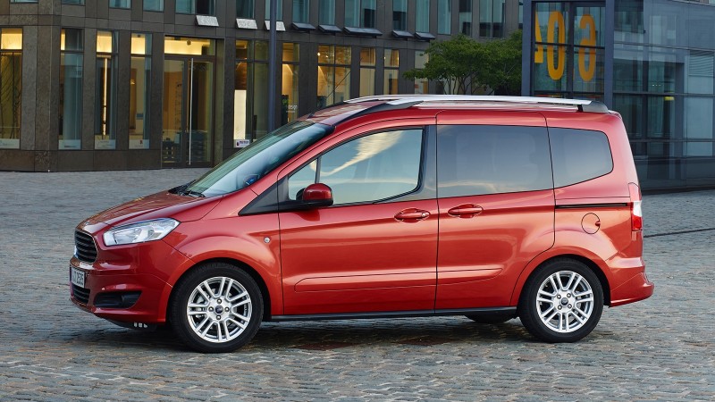 Foto's Ford Tourneo Courier 1.0 EcoBoost Titanium